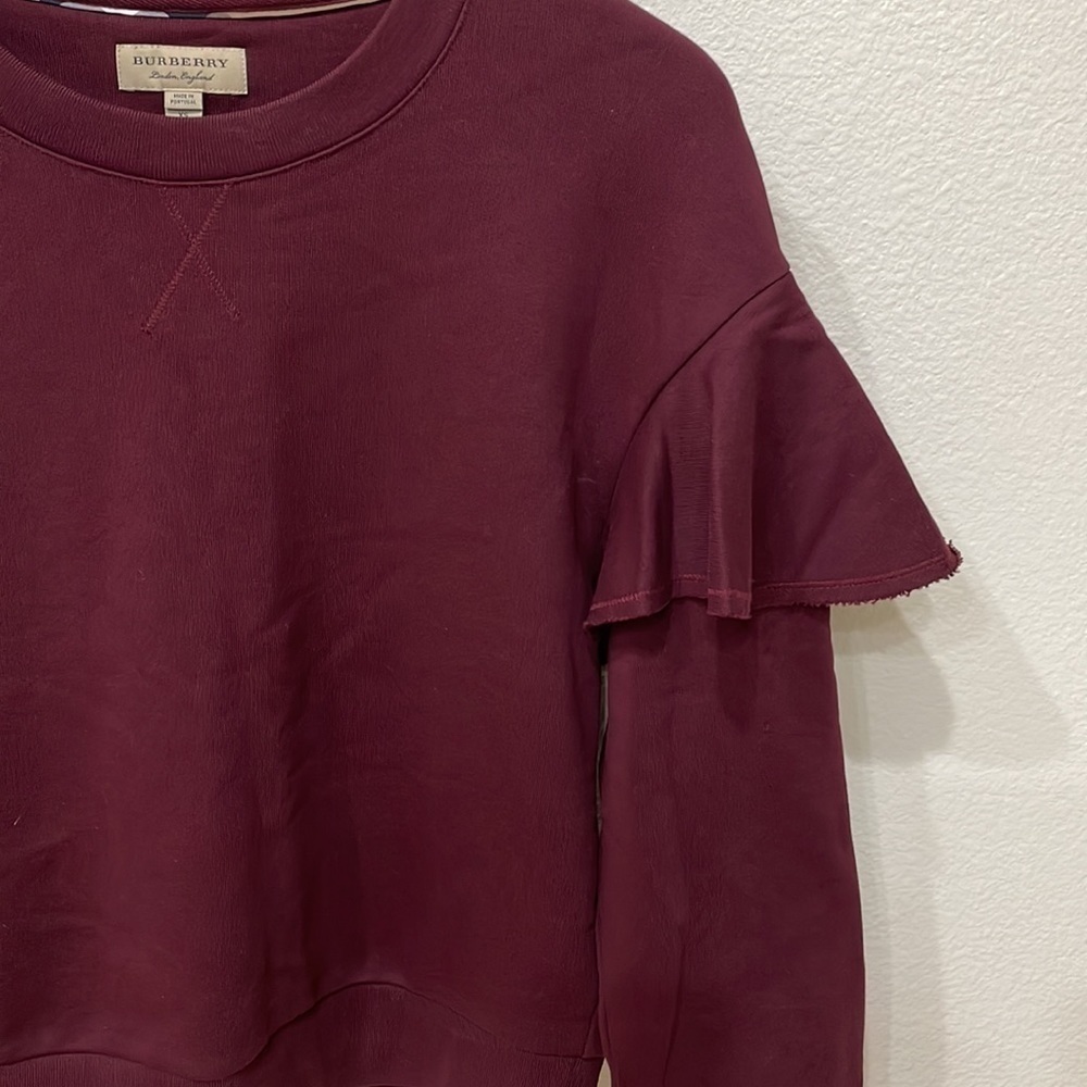 ⭐️Burberry Authentic Burgundy Color Sweatshirt-Boho-Like New!! Size XS—Beautiful - Picture 2 of 11